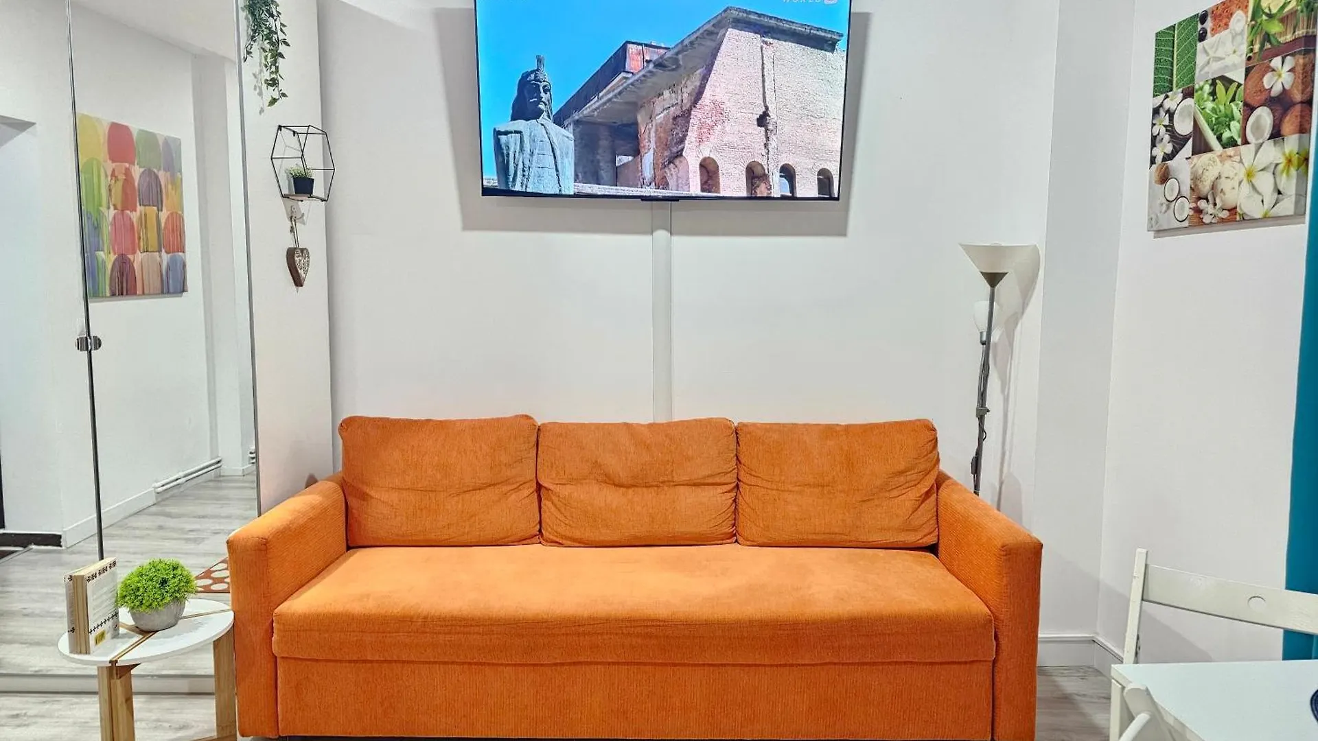 Ak Apartment Km 0 Bucureşti 0*,
